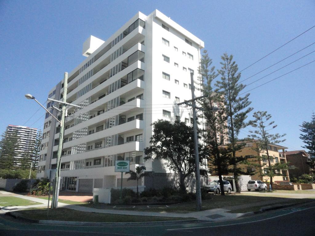 Queensleigh Holiday Apartments Broadbeach Exteriör bild