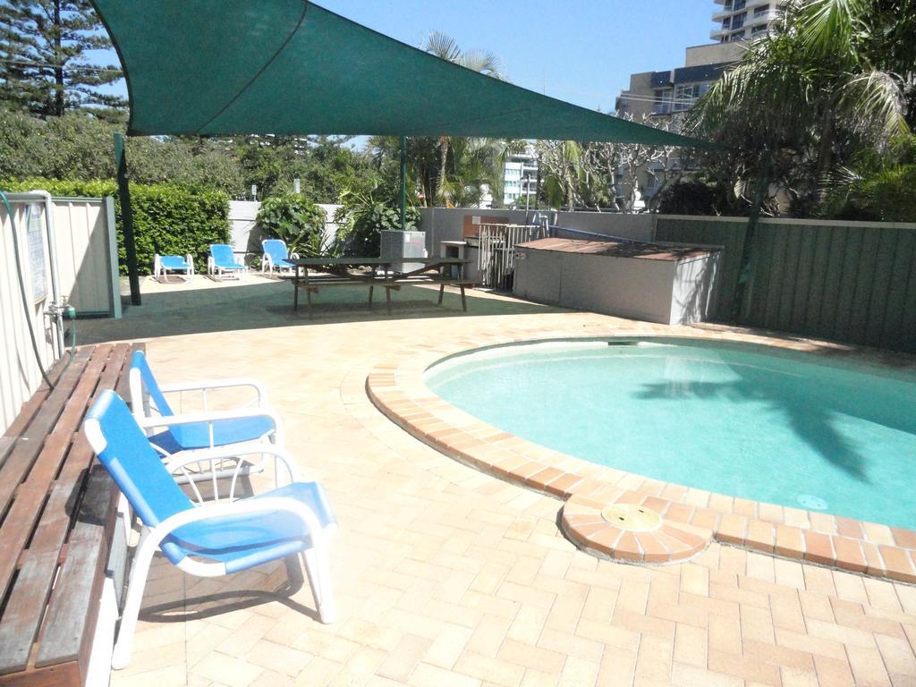 Queensleigh Holiday Apartments Broadbeach Exteriör bild